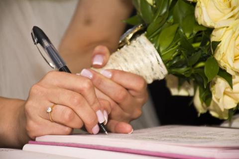 paperwork of getting married in France