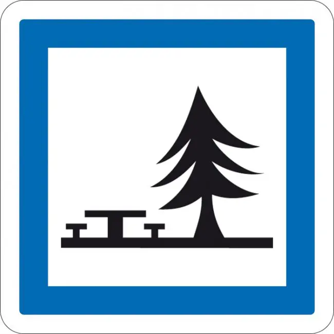 French 'piquenique' area sign